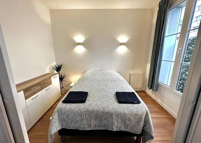 Appartement 50M2 Avec Terrasse Idealement Situe
