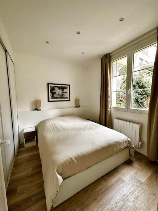Appartement 50m2 Avec Terrasse Idealement Situe
